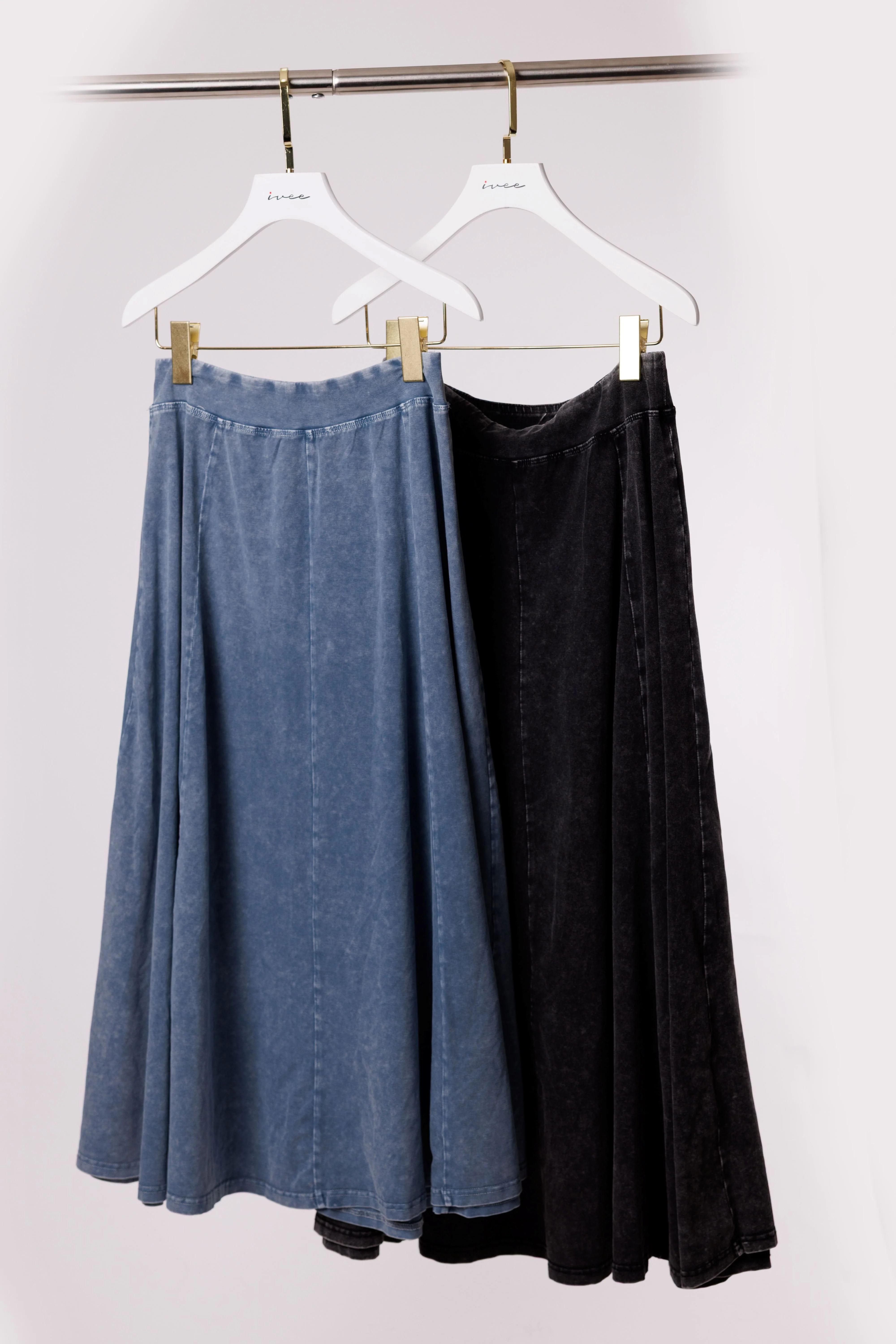 Maxi/Midi Essential Skirt