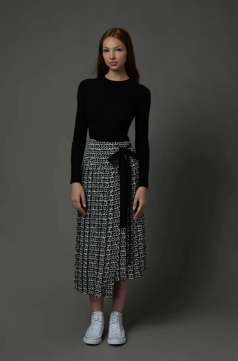 Pleated Tie Skirt in Tulips
