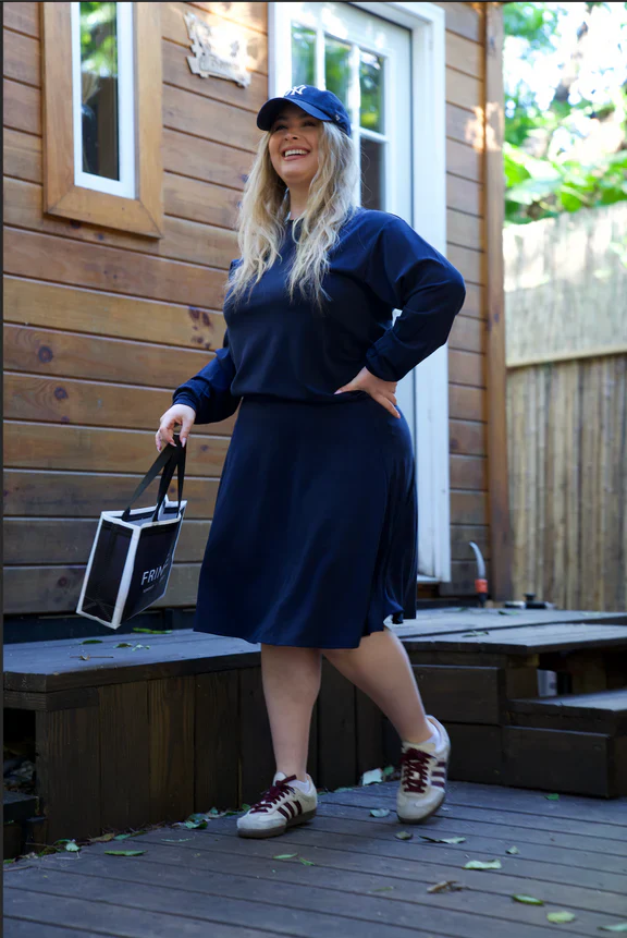Butter Crew- Navy - Image 2