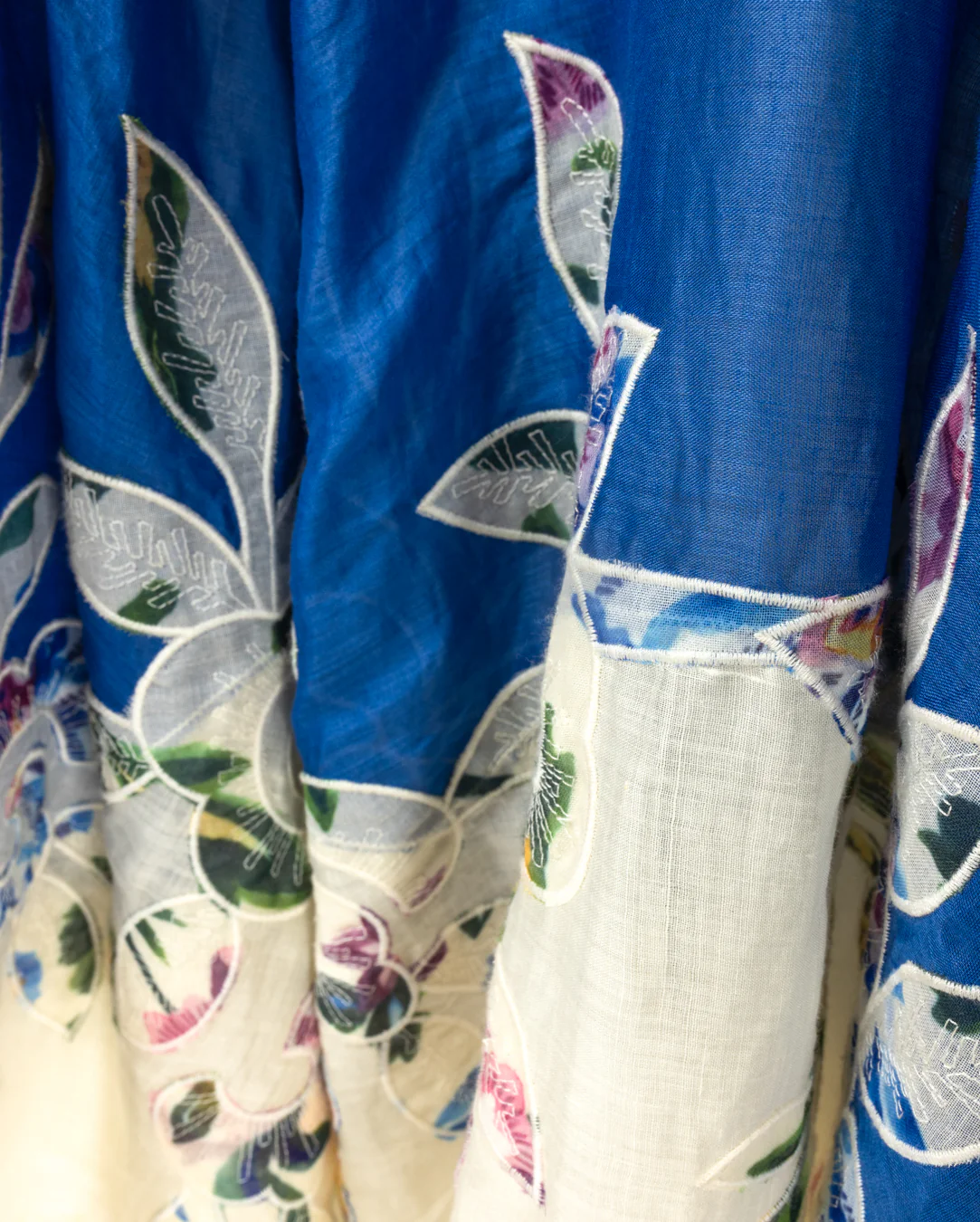 Contrast Floral Linen Dress- Blue - Image 2