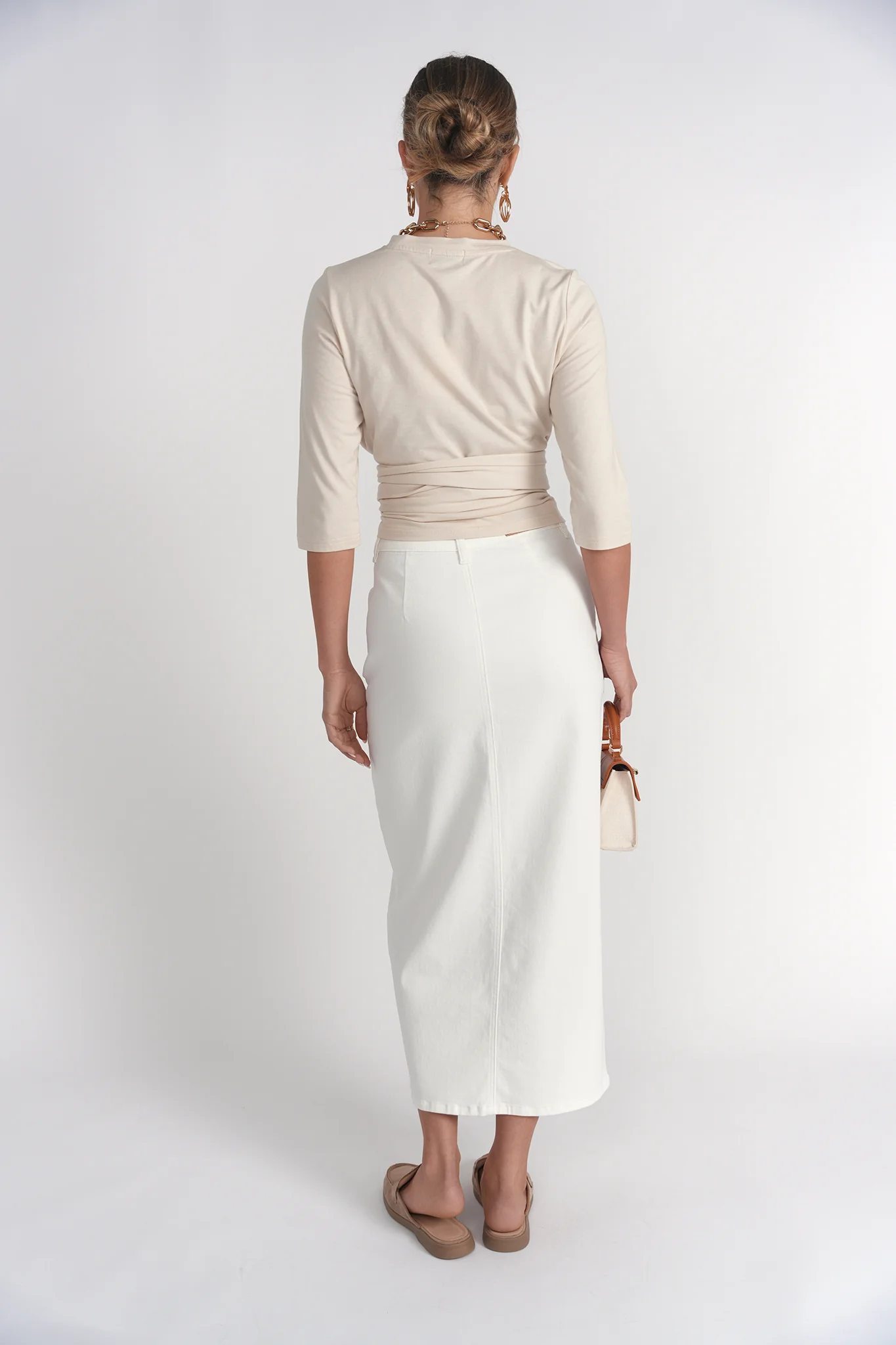 Contrast Pocket Midi Skirt- White Denim - Image 3