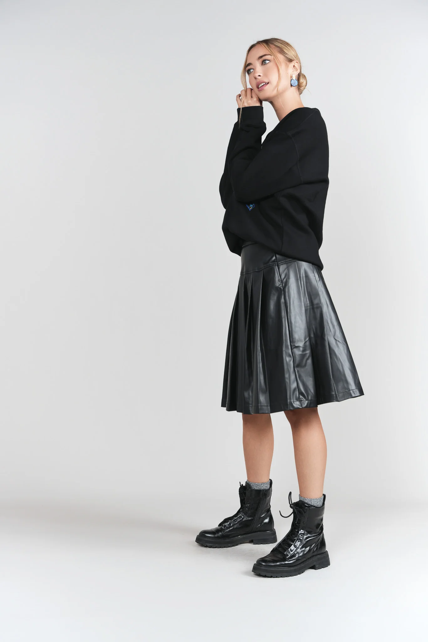 Drop Waist Leather Pleated Skirt- Black - Image 4