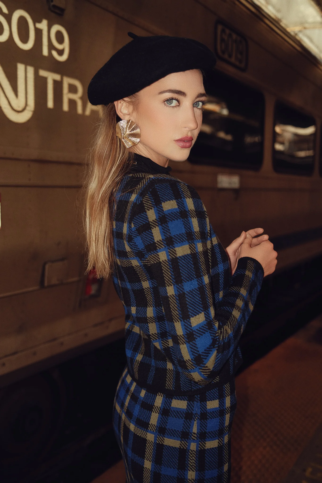 Jacquard Knit Cardigan- Plaid - Image 3