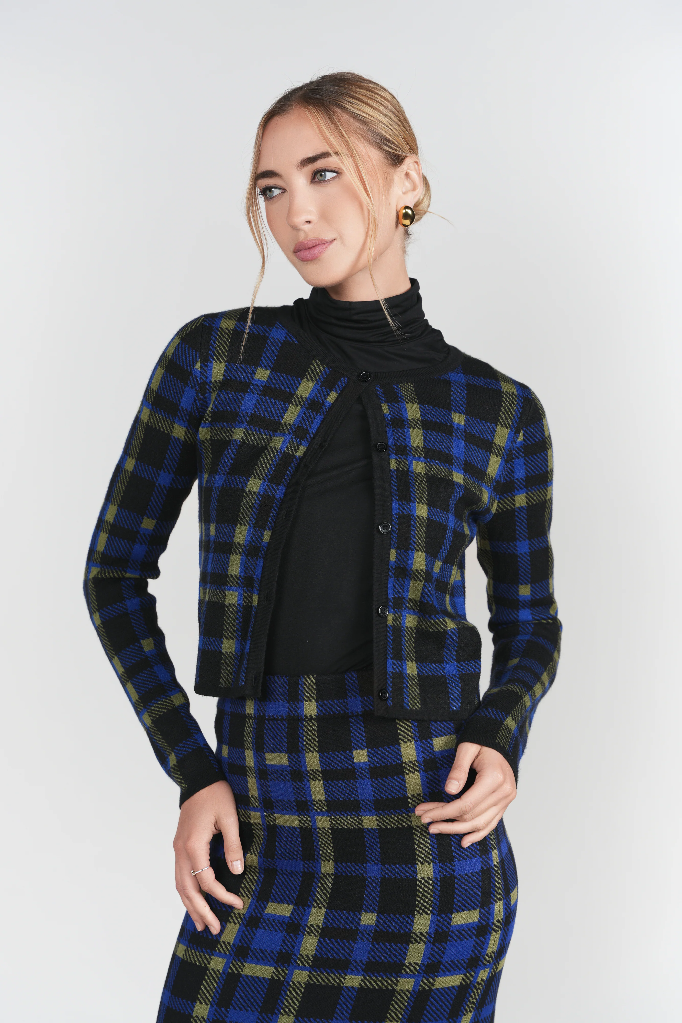 Jacquard Knit Cardigan- Plaid - Image 4