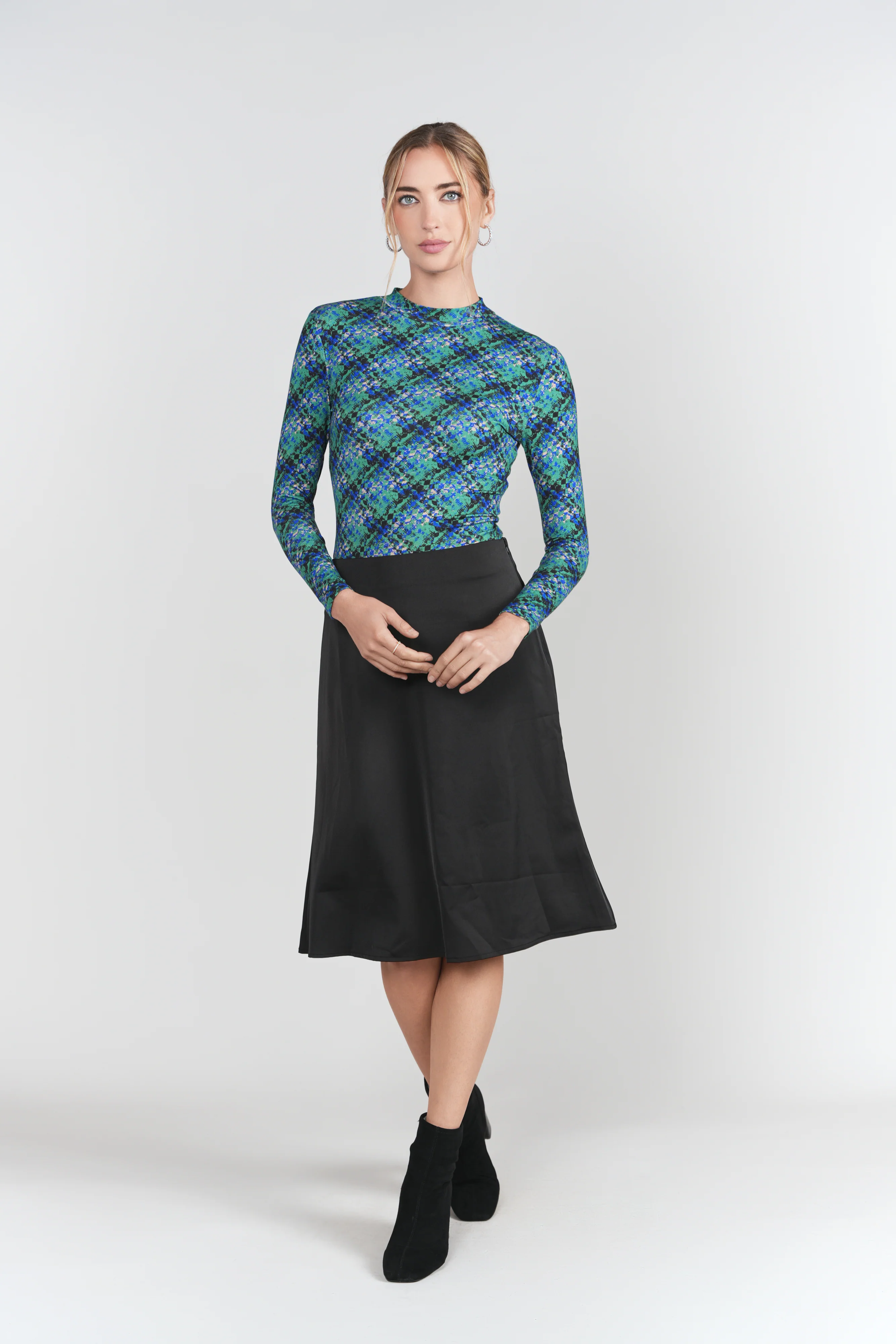 Naomie Slip Skirt 23"- Black - Image 6