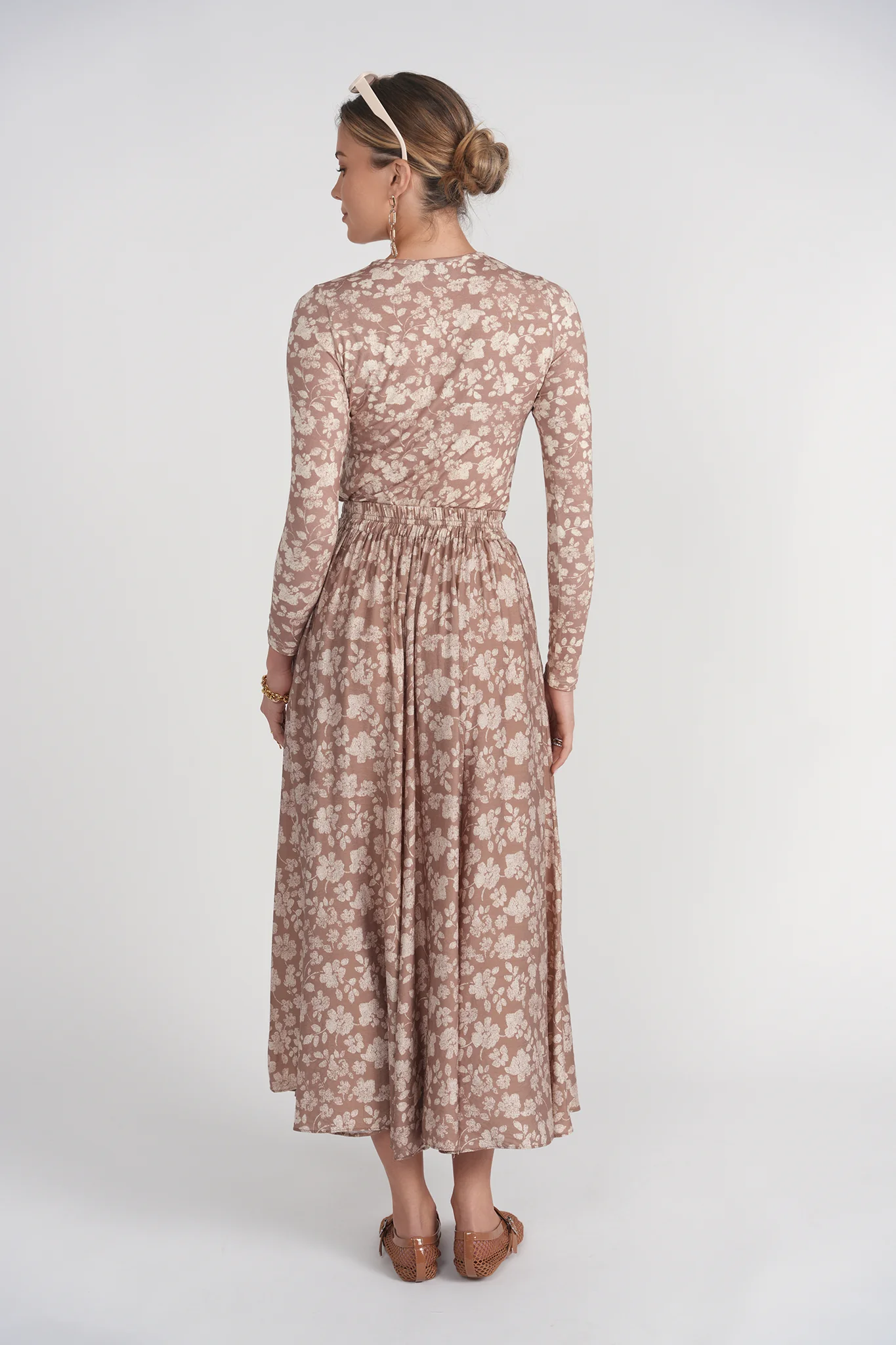 Printed Long Sleeve Tee- Mocha Floral - Image 3
