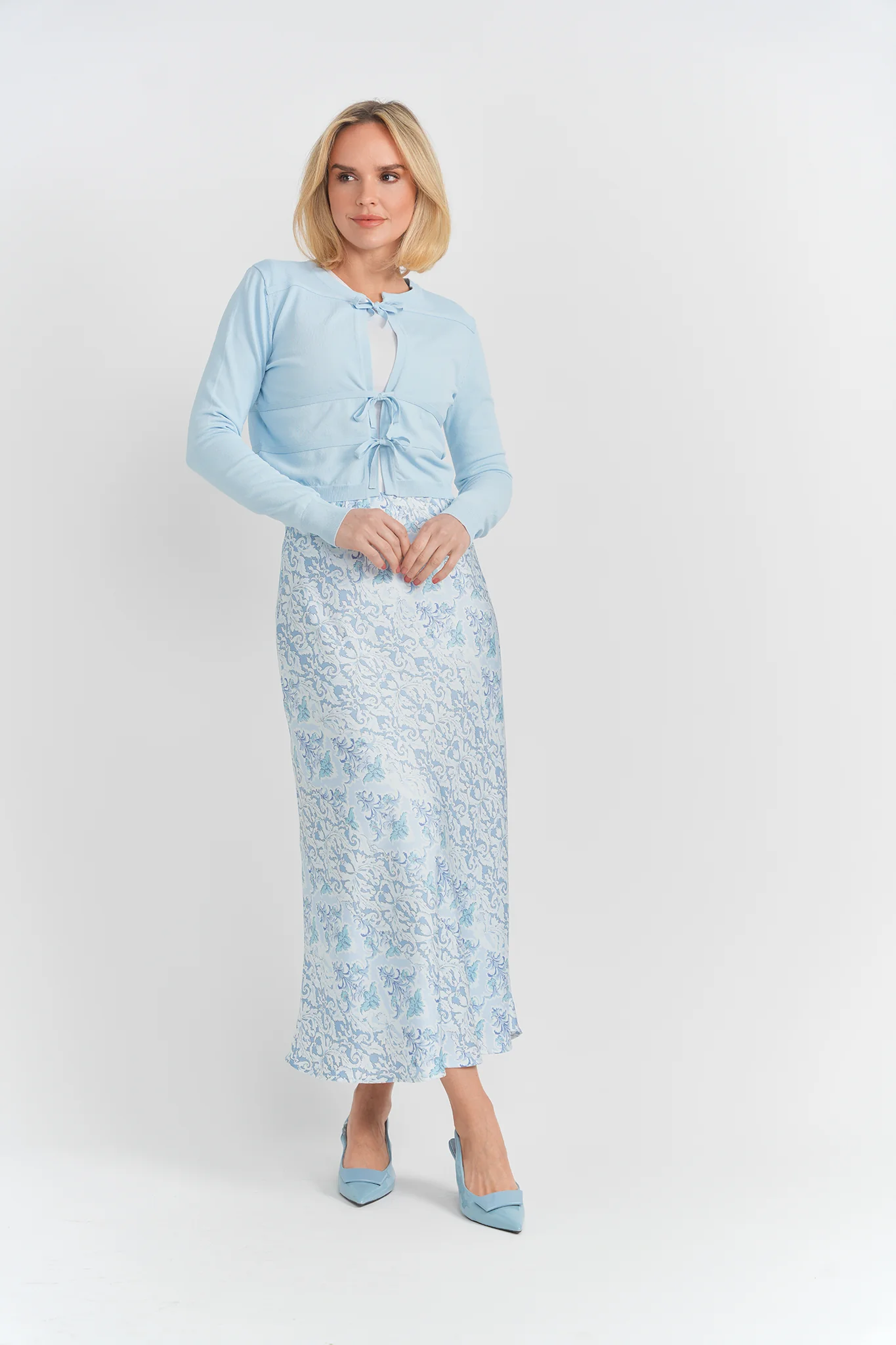 Ladies Cardigan - Image 2