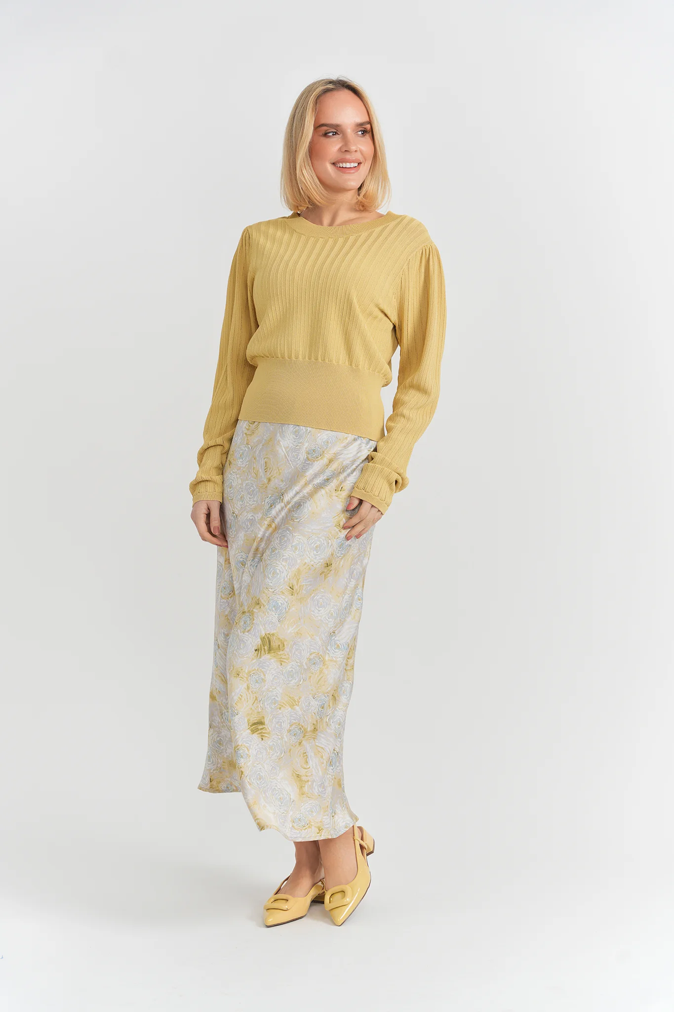 Ladies Pullover- Dijon