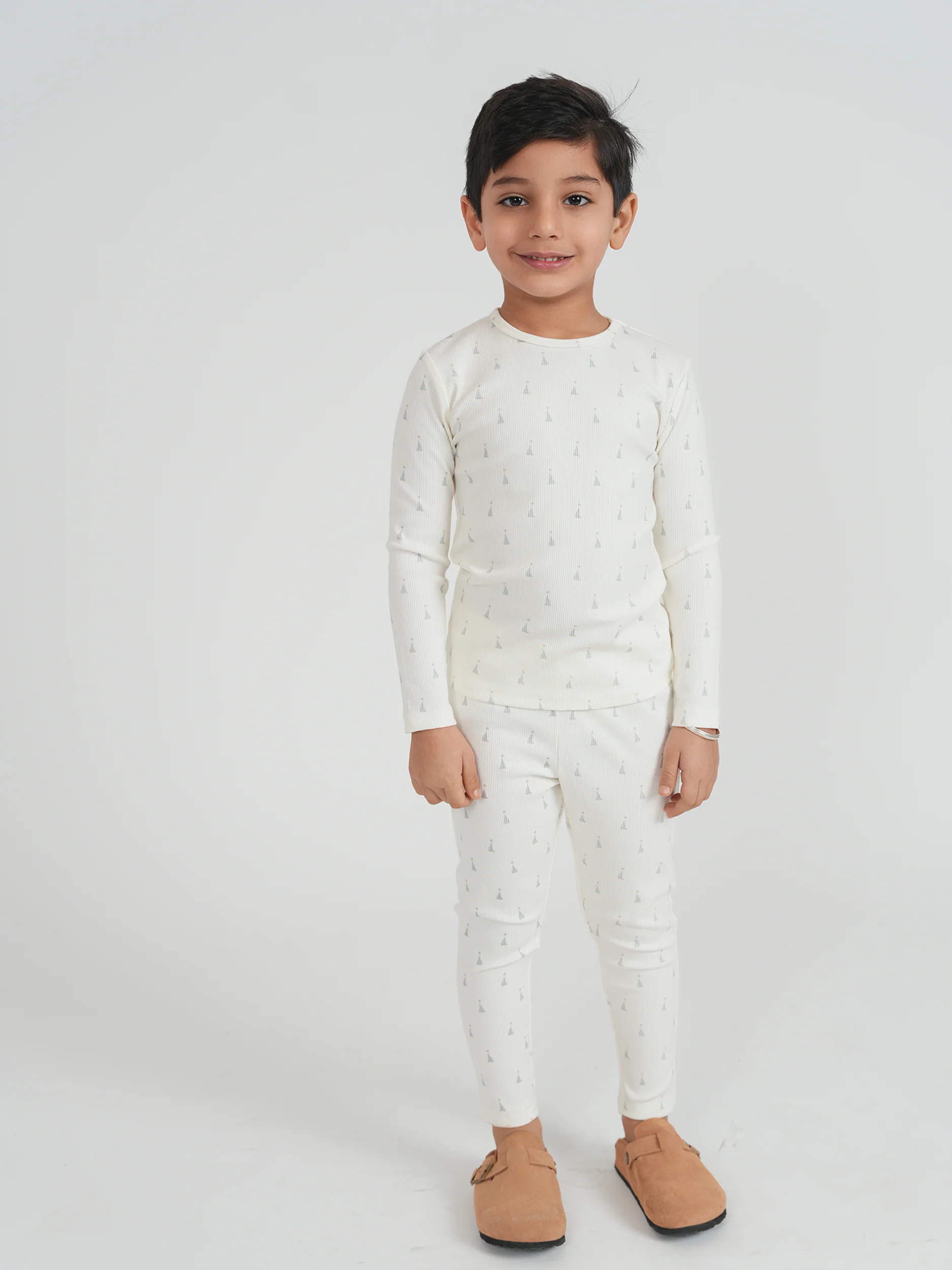 Bow/Sail Boat Print 2pc Girls/Boys Set- Off White/Blue