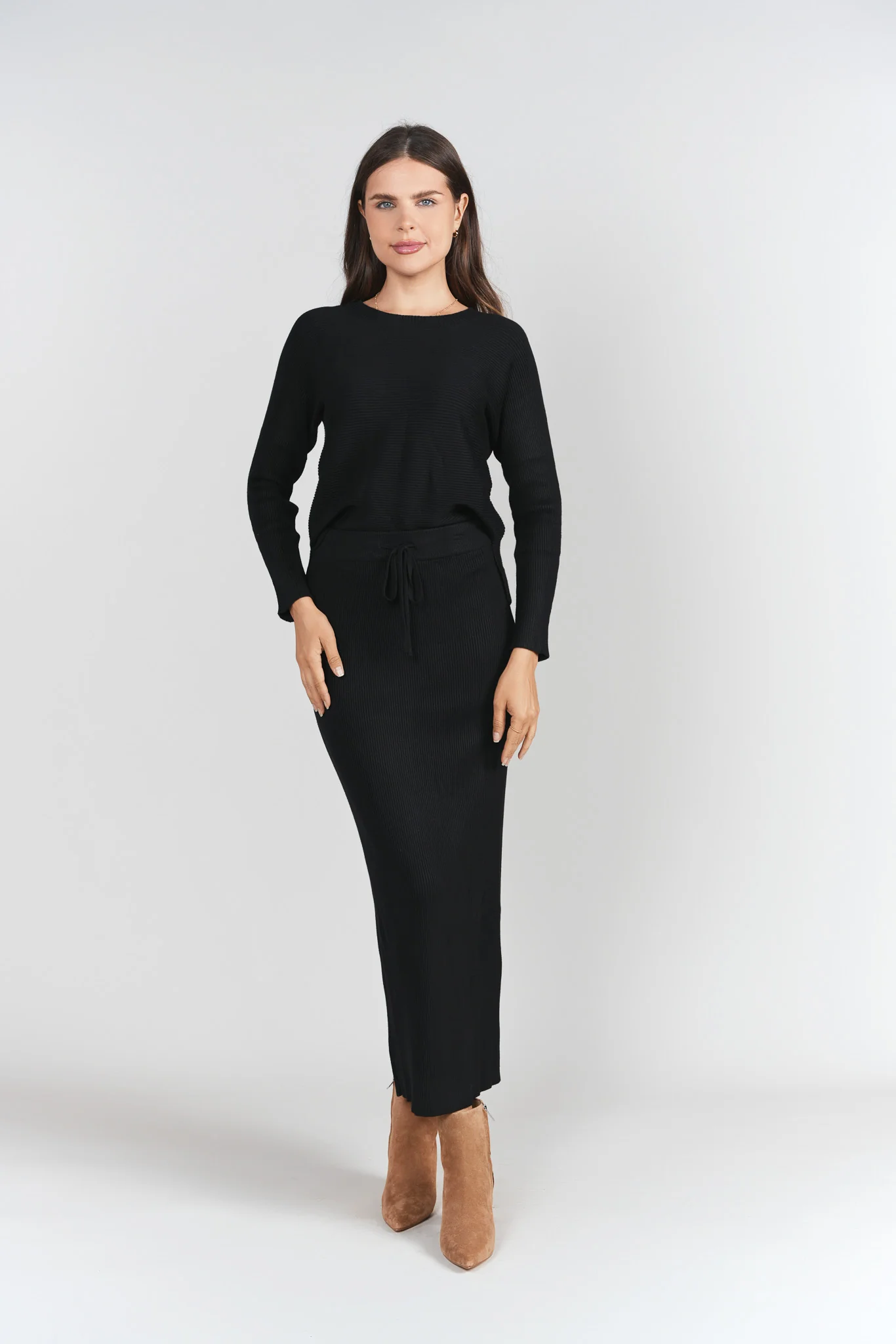 Sweater Rib Skirt- Black - Image 3