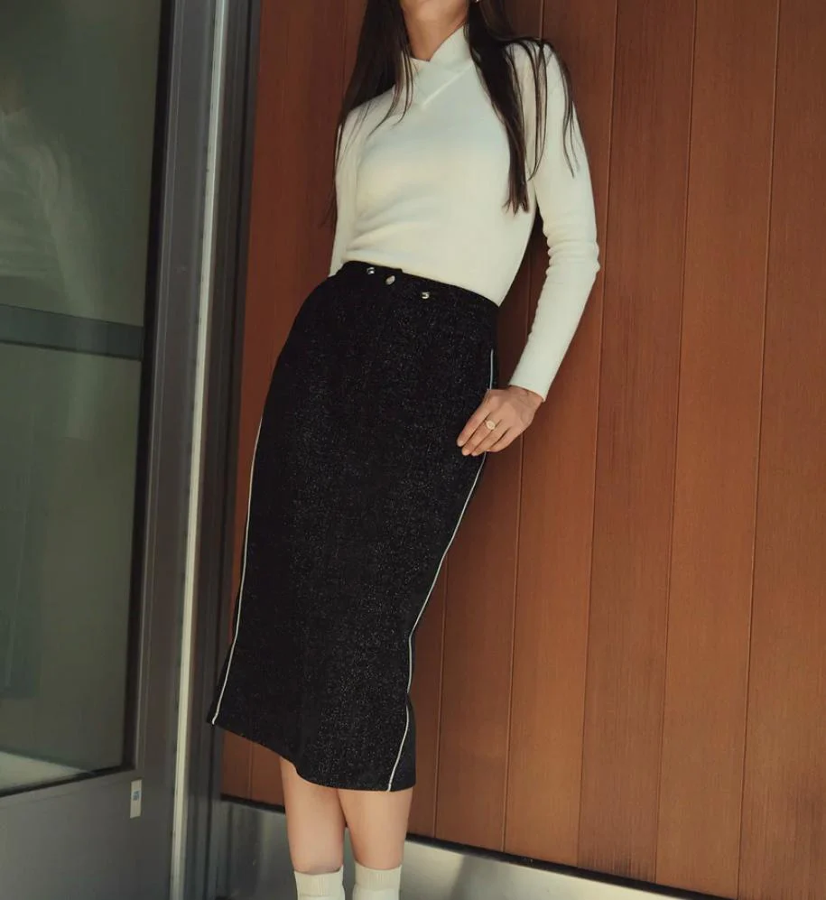 Wrap Turtleneck T-shirt- Cream